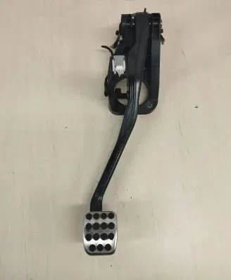 Mercedes-Benz B W246 W242 Clutch pedal 2462901001 131101004268