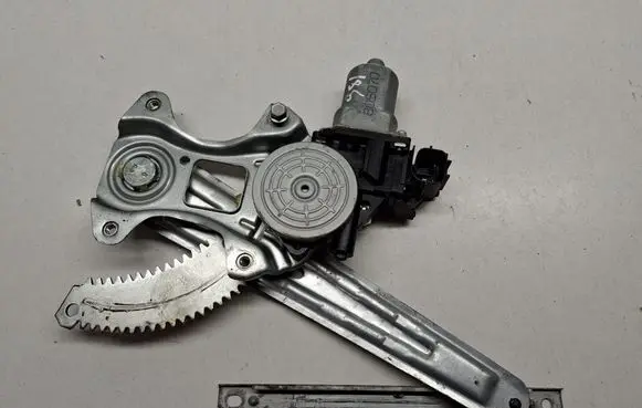 Nissan Juke I F15 Rear door window regulator with motor 82731CV01C 805070