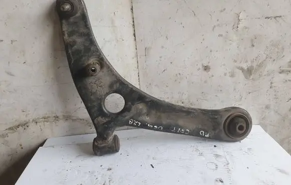 Mitsubishi Colt Front lower control arm/wishbone