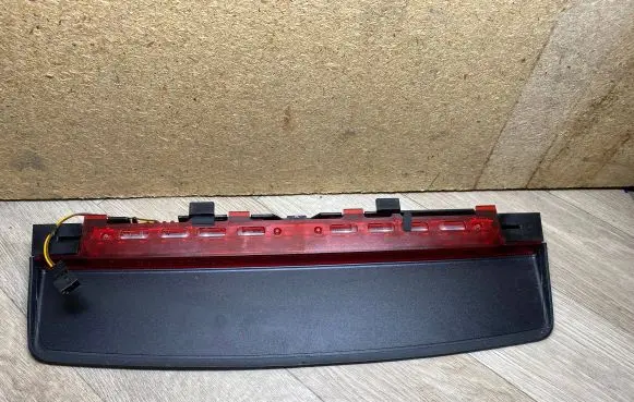 BMW 7 F01 F02 F03 F04 Third/center stoplight 7187221 718722105 63257187221