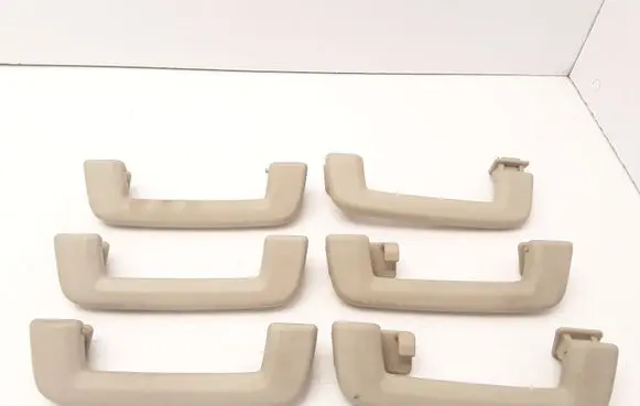 Land Rover Discovery 3 - LR3 Front interior roof grab handle 168000170 EDN000022 168000270