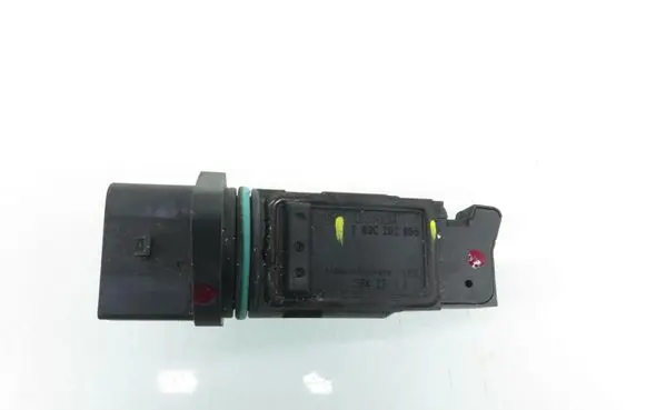 Volkswagen PASSAT B6 Mass air flow meter F00C2G2055