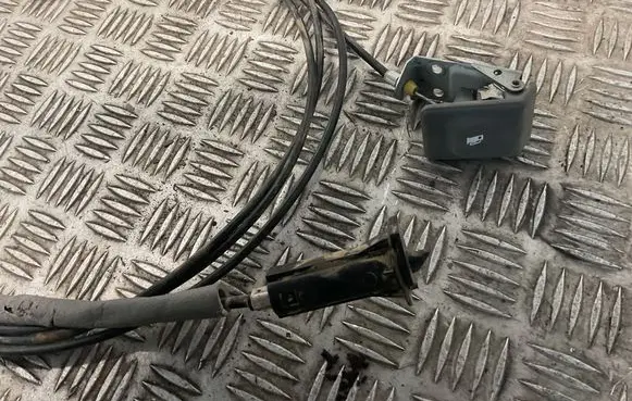 Hyundai Terracan Fuel cap flap release cable 