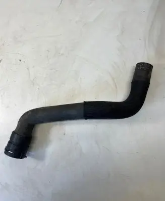 Land Rover Freelander 2 - LR2 Intercooler pipe mounting bracket 6G918286ND