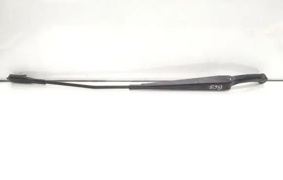 Volvo XC70 Front wiper blade arm 30655614 182349