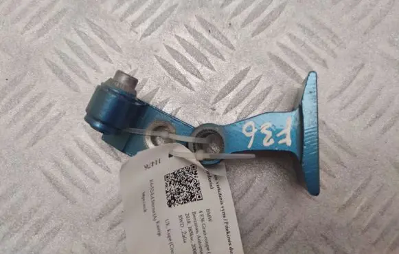 BMW 4 F36 Gran coupe Front door upper hinge 7246065