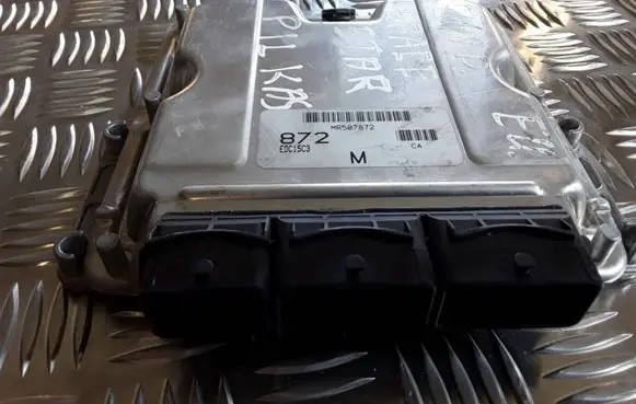 Mitsubishi Space Star Engine control unit/module 0281010438 H0M8200066001 8200058052
