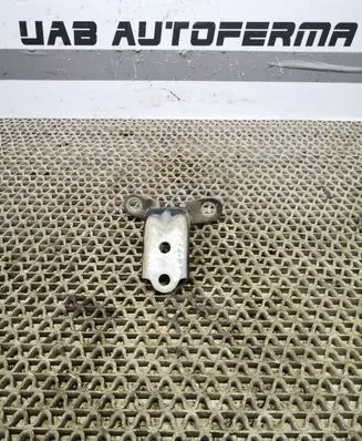 KIA Ceed Front door upper hinge 793202E000