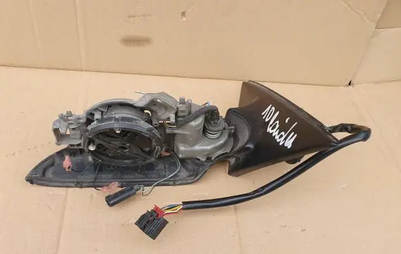 Audi A4 S4 B8 8K Front door wing mirror part 8K1000000