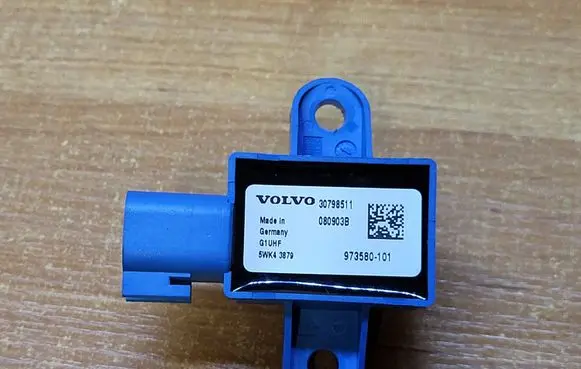 Volvo XC60 Airbag deployment crash/impact sensor 30798511 080903B 5WK43879