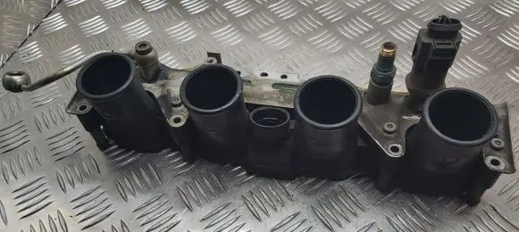 Volkswagen Golf V Electric throttle body valve 06D133209S