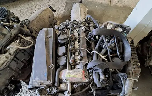 Mercedes-Benz CLK A209 C209 Engine swap 646966 A6460700787