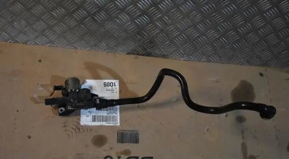 Porsche Panamera (971) Engine coolant pipe/hose