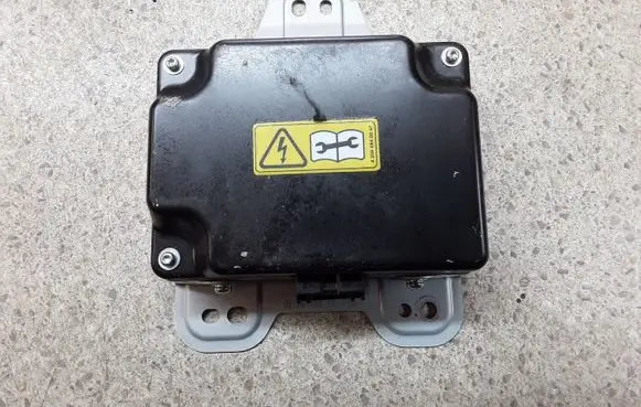 Mercedes-Benz GL X166 Voltage converter inverter A1669820020