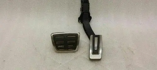 Volkswagen Golf VII Accelerator throttle pedal 5Q2723503D