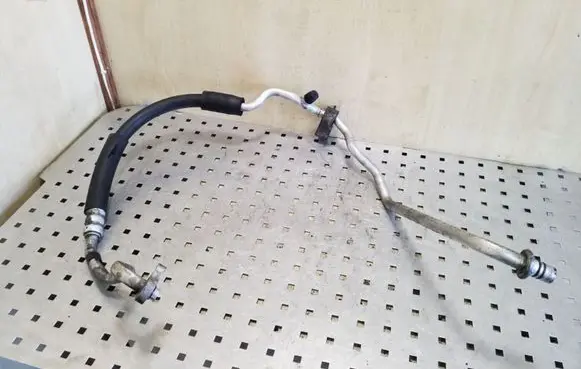Mazda 3 II Air conditioning (A/C) pipe/hose