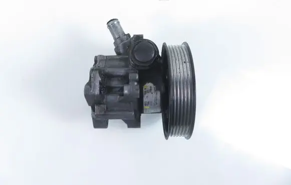 Audi A4 S4 B7 8E 8H Power steering pump 8E0145155N