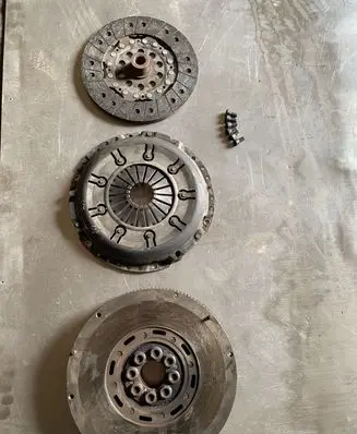 Volvo V70 Clutch set kit 074141031T 074141117A