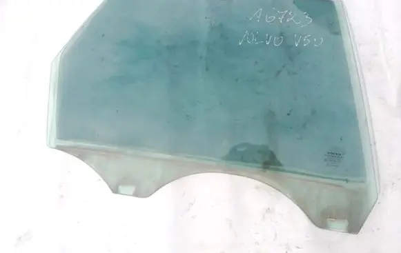 Volvo V50 Rear door window glass