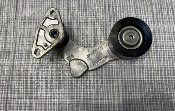 KIA Niro Timing belt tensioner 2528108HA0