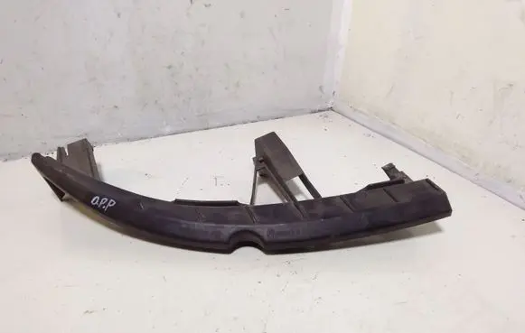 Renault Scenic II - Grand scenic II Front bumper mounting bracket 8200183758