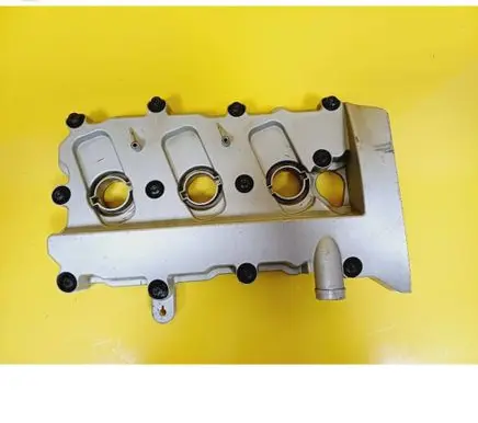 Audi A6 S6 C6 4F Rocker cam cover 06E103472J