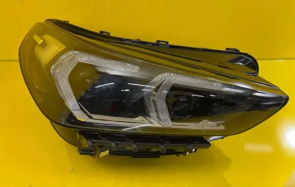 BMW X1 U11 Headlight/headlamp 5A9A228-01