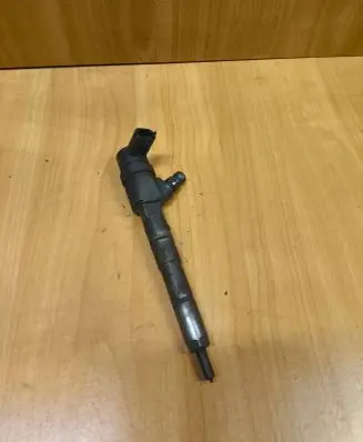 Alfa Romeo Mito Fuel injector 0445110300