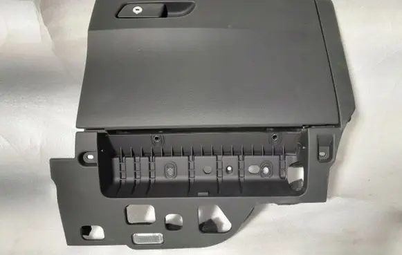 Audi A5 Glove box 8W1880302