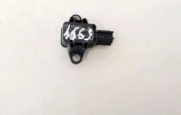 Audi A4 S4 B7 8E 8H Airbag deployment crash/impact sensor 8p0955557