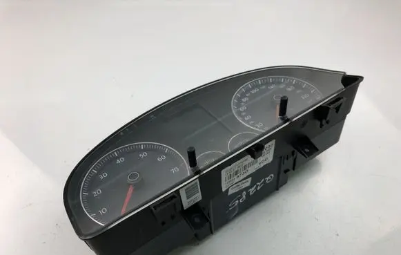Volkswagen Touran I Speedometer (instrument cluster) 1T0920873D