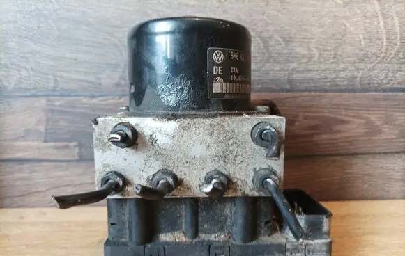 Volkswagen Polo III 6N 6N2 6NF ABS Pump 6X0907379B 10094903483