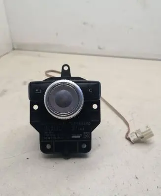 Mercedes-Benz E W212 Head unit multimedia control A2128701551 A2128701851