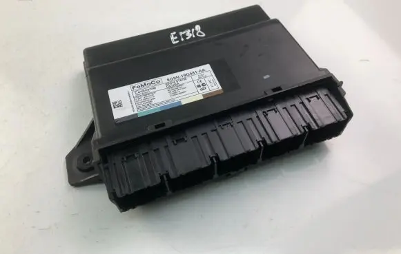Volvo V70 Other control units/modules 8G9N19G481AA