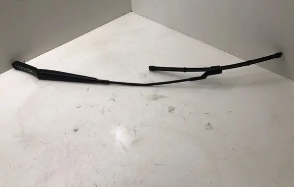 Volkswagen Golf VII Windshield/front glass wiper blade 