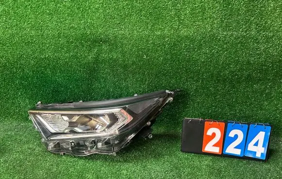 Toyota RAV 4 (XA50) Headlight/headlamp