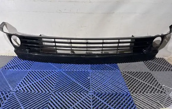 Toyota Prius (XW30) Front bumper lower grill 5310247020