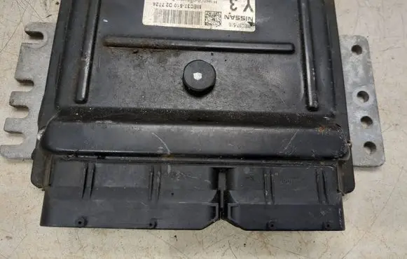 Nissan Note (E11) Engine control unit/module MEC37510