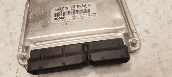 Volkswagen PASSAT B5.5 Engine control unit/module 281010303 038906019AJ