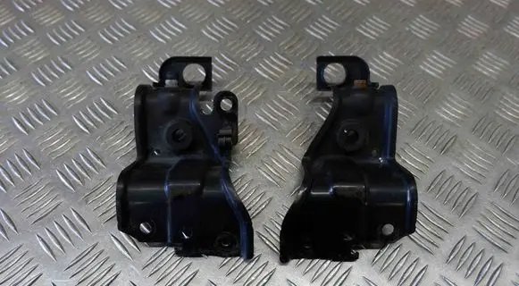 Honda CR-V Radiator mount bracket 