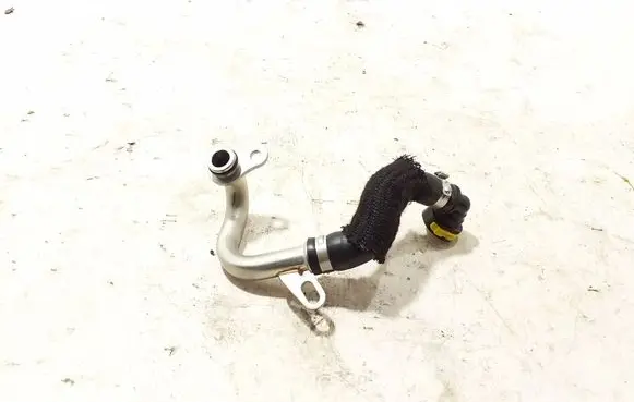 Dacia Duster Engine coolant pipe/hose 140553536R