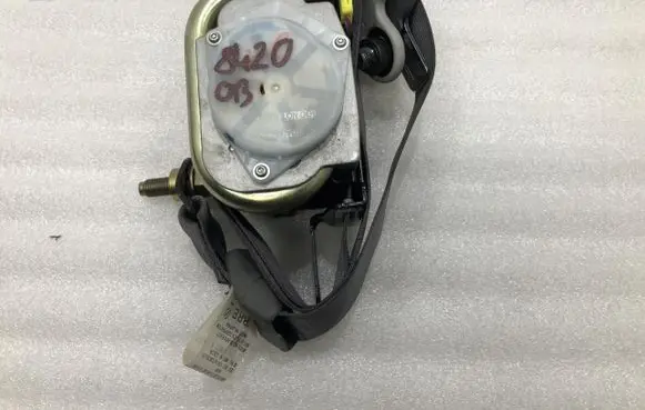 Mazda 6 Front seatbelt