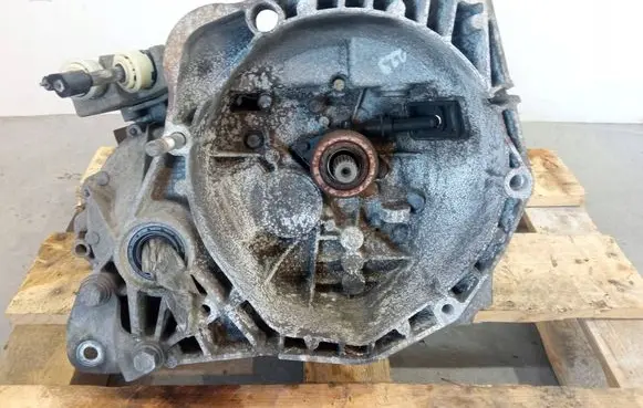 Fiat Grande Punto Manual 5 speed gearbox 55229495