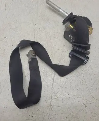 Mercedes-Benz 190 W201 Rear seatbelt 2018606885