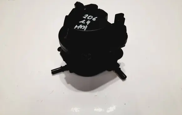 Peugeot 206 Fuel filter housing 