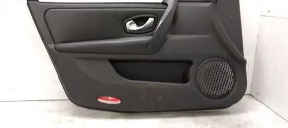 Renault Laguna III Front door card panel trim 809010417R 1420474 FM67987J