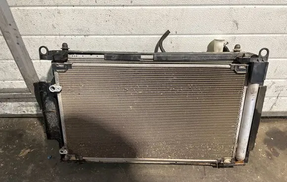 Toyota Yaris Radiator set 4221348630