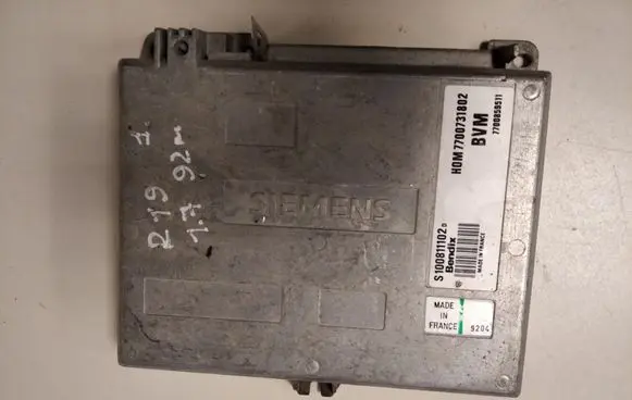 Renault 19 Engine control unit/module S100811102D 7700731802