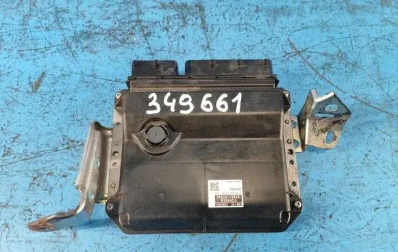 Toyota Prius+ (ZVW40) Engine control unit/module 8966147362