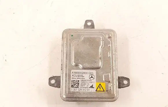 Mercedes-Benz C W204 Xenon control unit/module 1669002800 1729015400